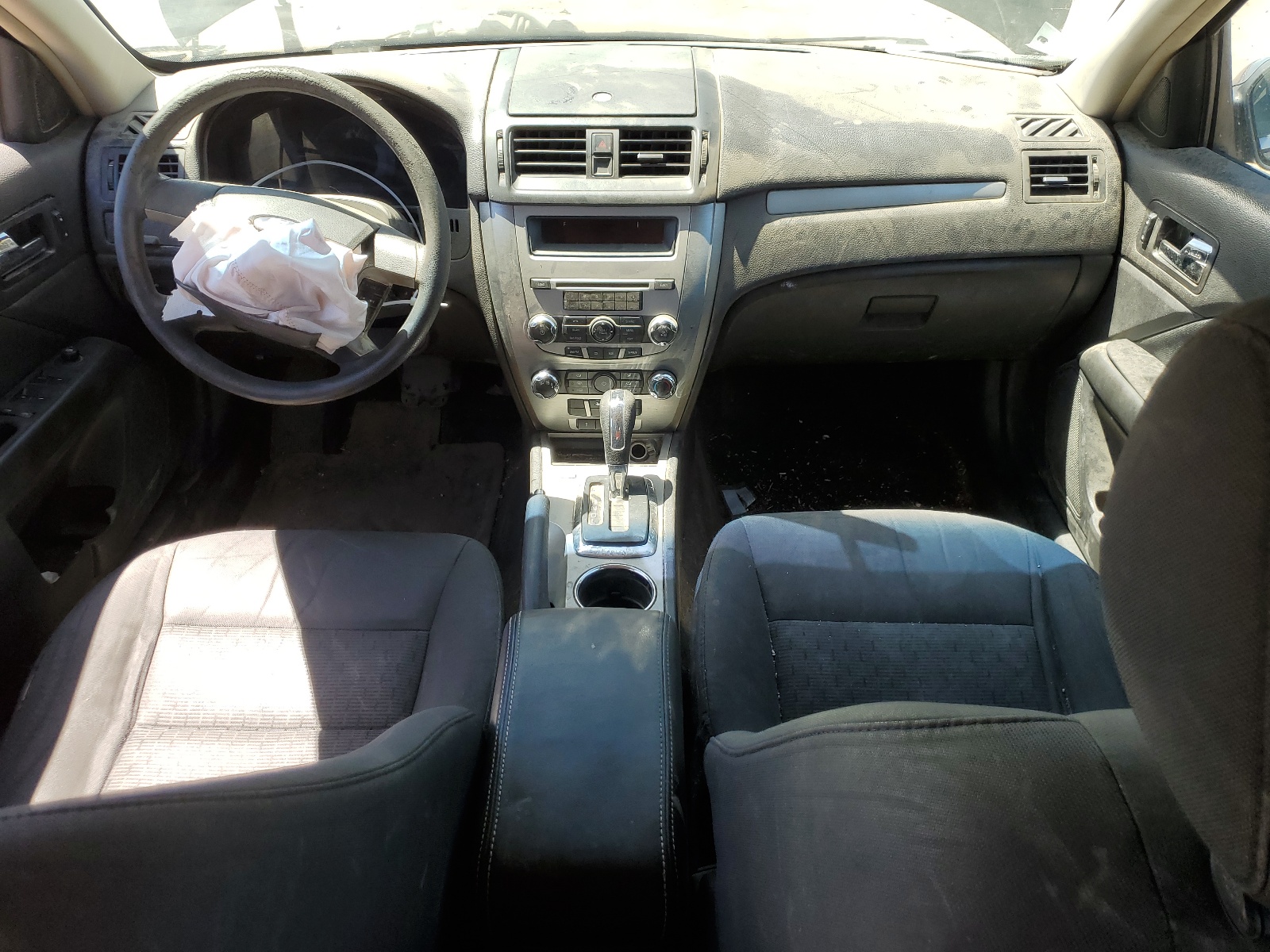 3FAHP0HA5AR423529 2010 Ford Fusion Se