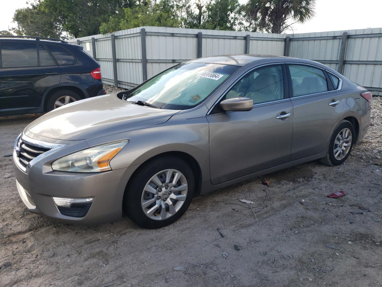 2015 Nissan Altima - Image 1