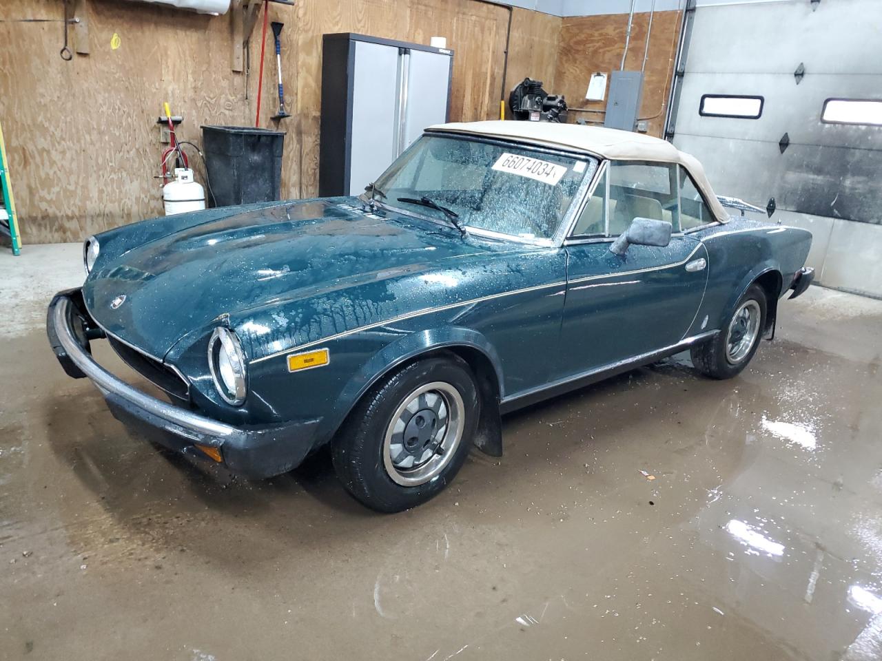 124CS20161872 1980 Fiat 124 Spider 1980 Fiat 124 Spider VIN: 124CS20161872 Lot: 66074034