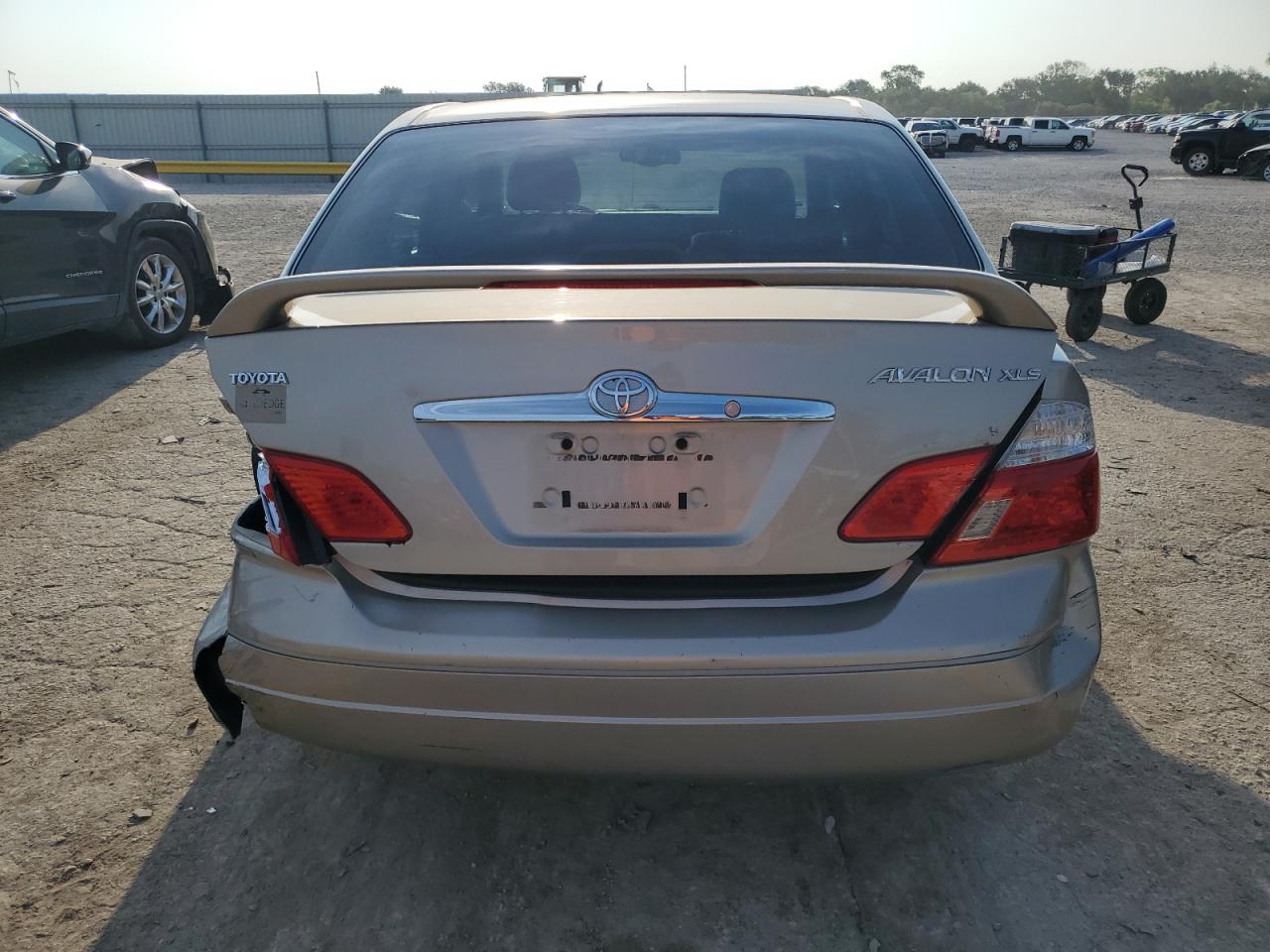 2004 Toyota Avalon Xl VIN: 4T1BF28B54U371335 Lot: 65245034