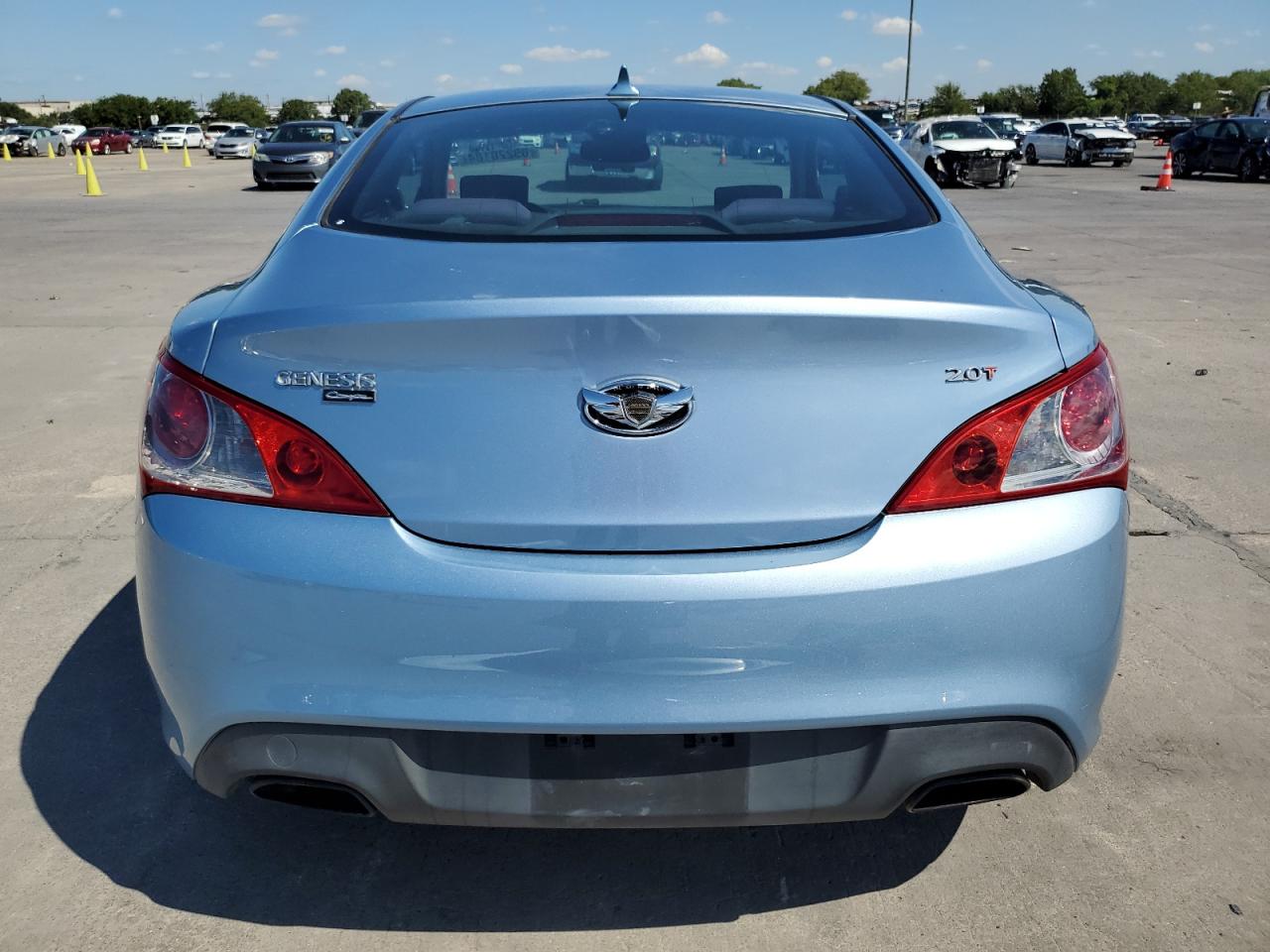 2010 Hyundai Genesis Coupe 2.0T VIN: KMHHT6KD3AU030600 Lot: 69228184