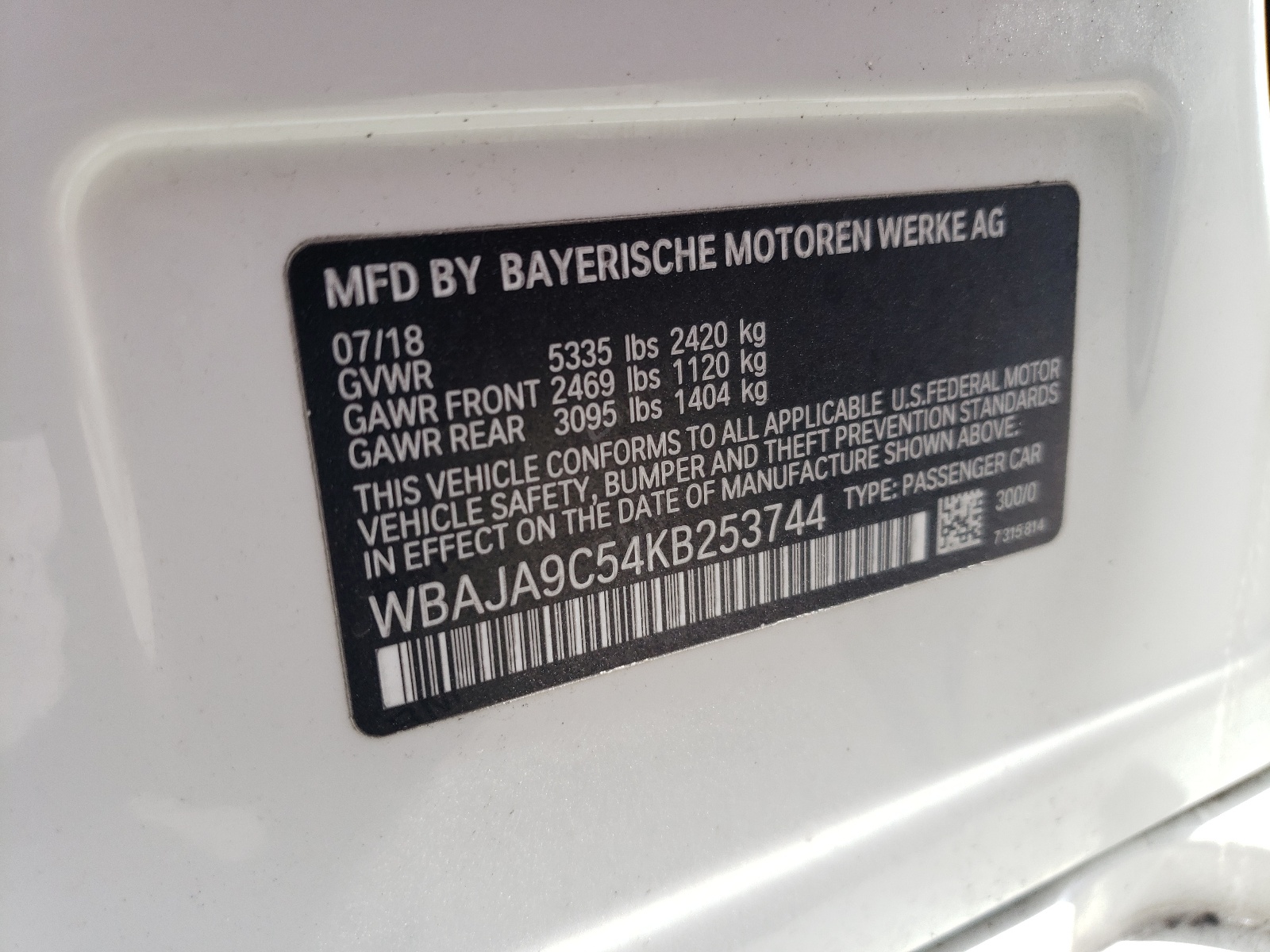 WBAJA9C54KB253744 2019 BMW 530E