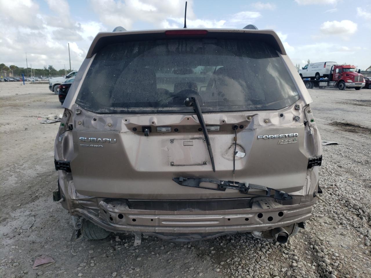 2015 Subaru Forester 2.5I Limited VIN: JF2SJAKC2FH483487 Lot: 65778804