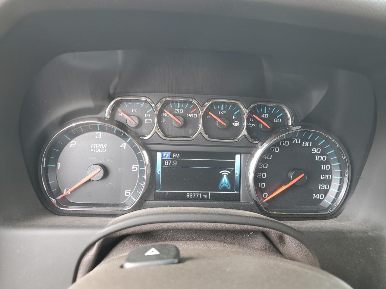 2018 Chevrolet Tahoe C1500 Premier VIN: 1GNSCCKC6JR233720 Lot: 65417004