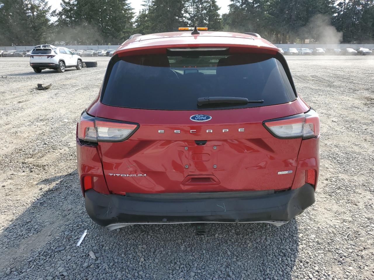 2020 Ford Escape Titanium VIN: 1FMCU9J90LUB15158 Lot: 67172124
