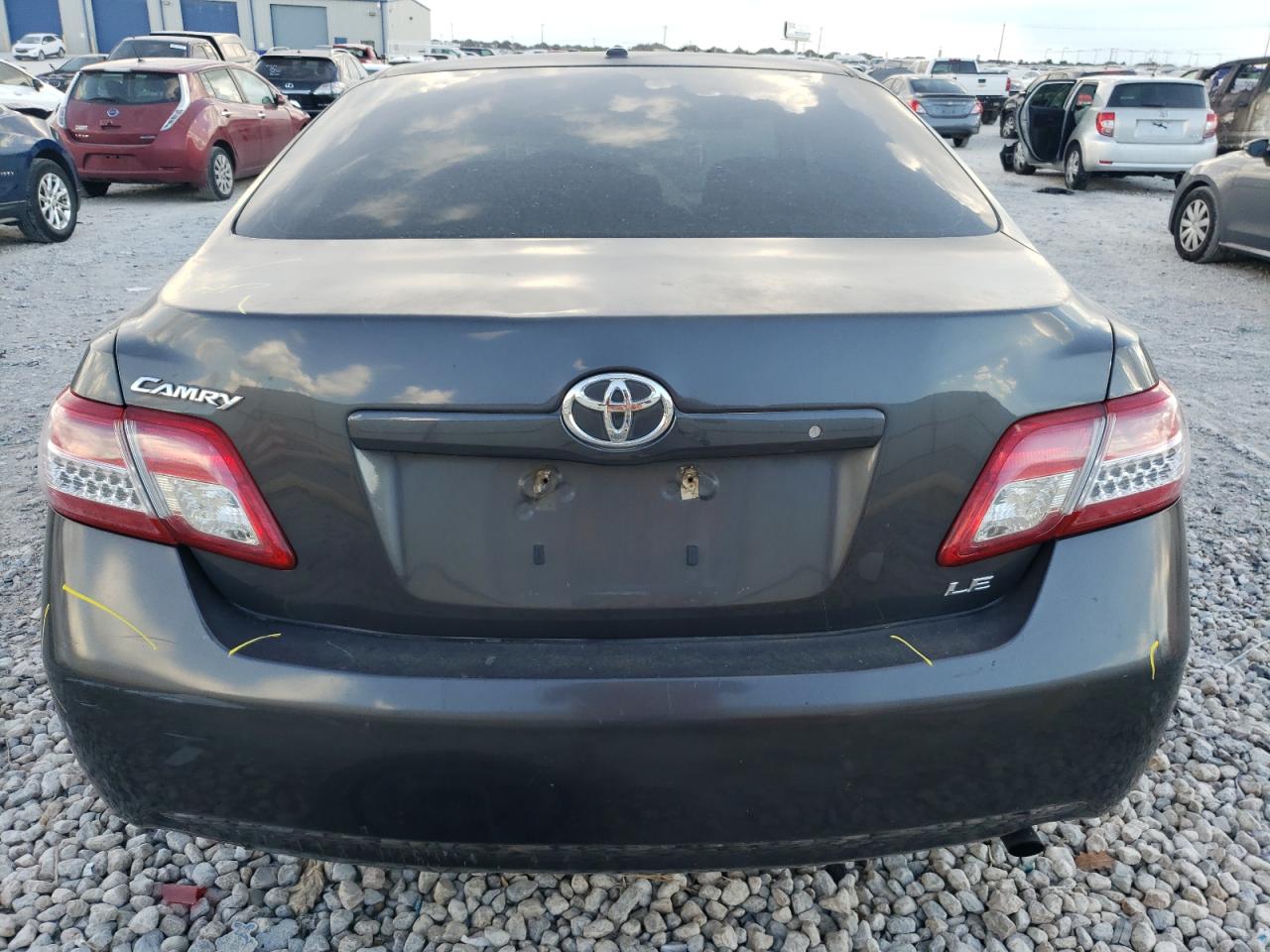 4T1BF3EK4BU633479 2011 Toyota Camry Base