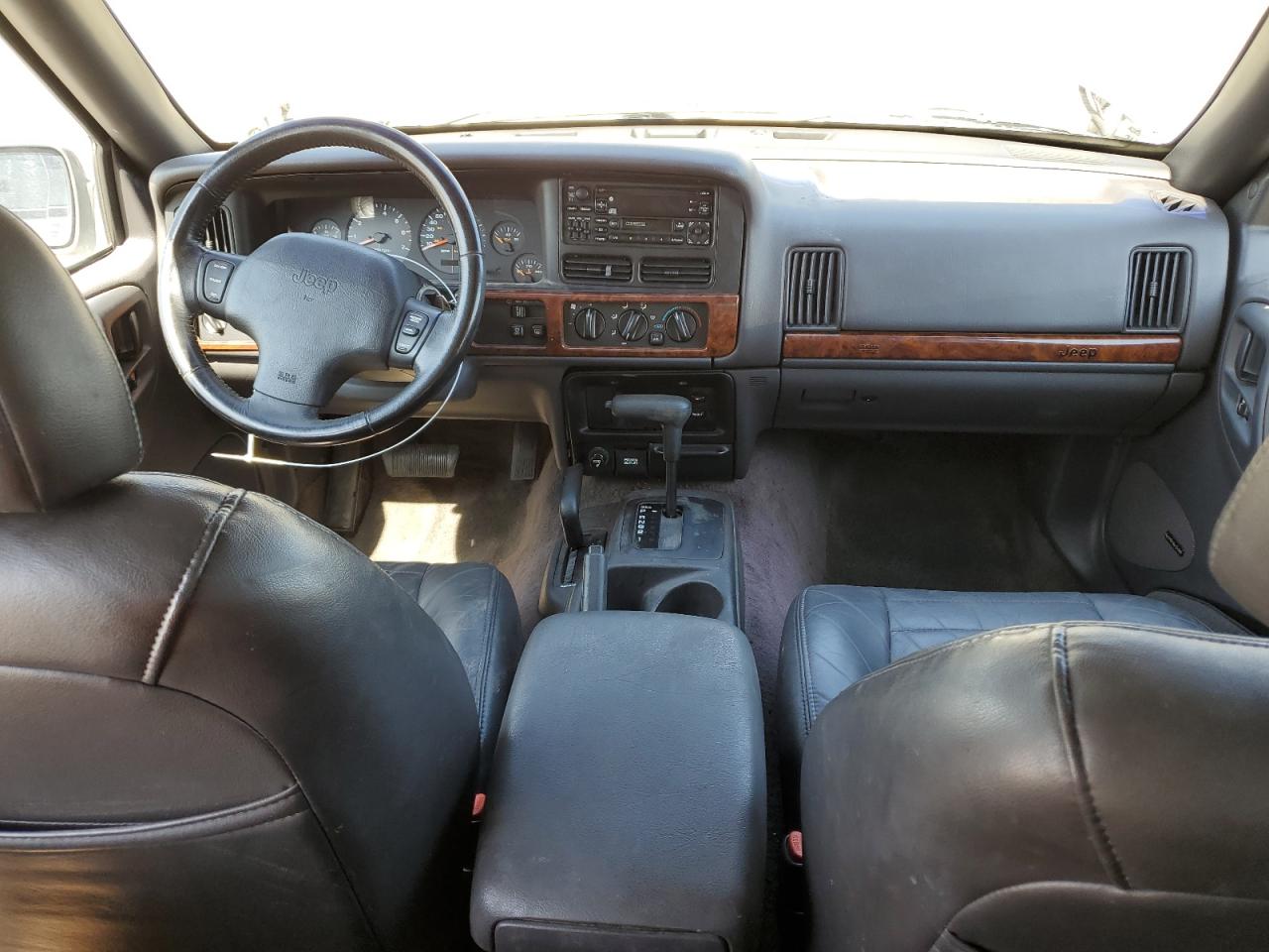 1996 Jeep Grand Cherokee Laredo VIN: 1J4GZ58Y8TC326363 Lot: 66592654