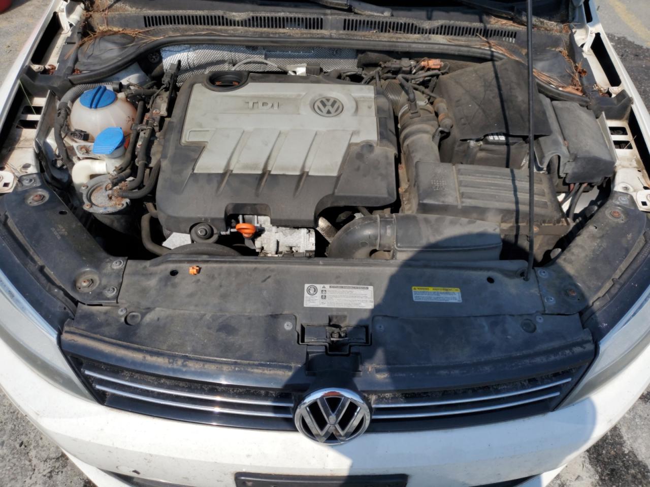 3VWLL7AJ9DM269540 2013 Volkswagen Jetta Tdi