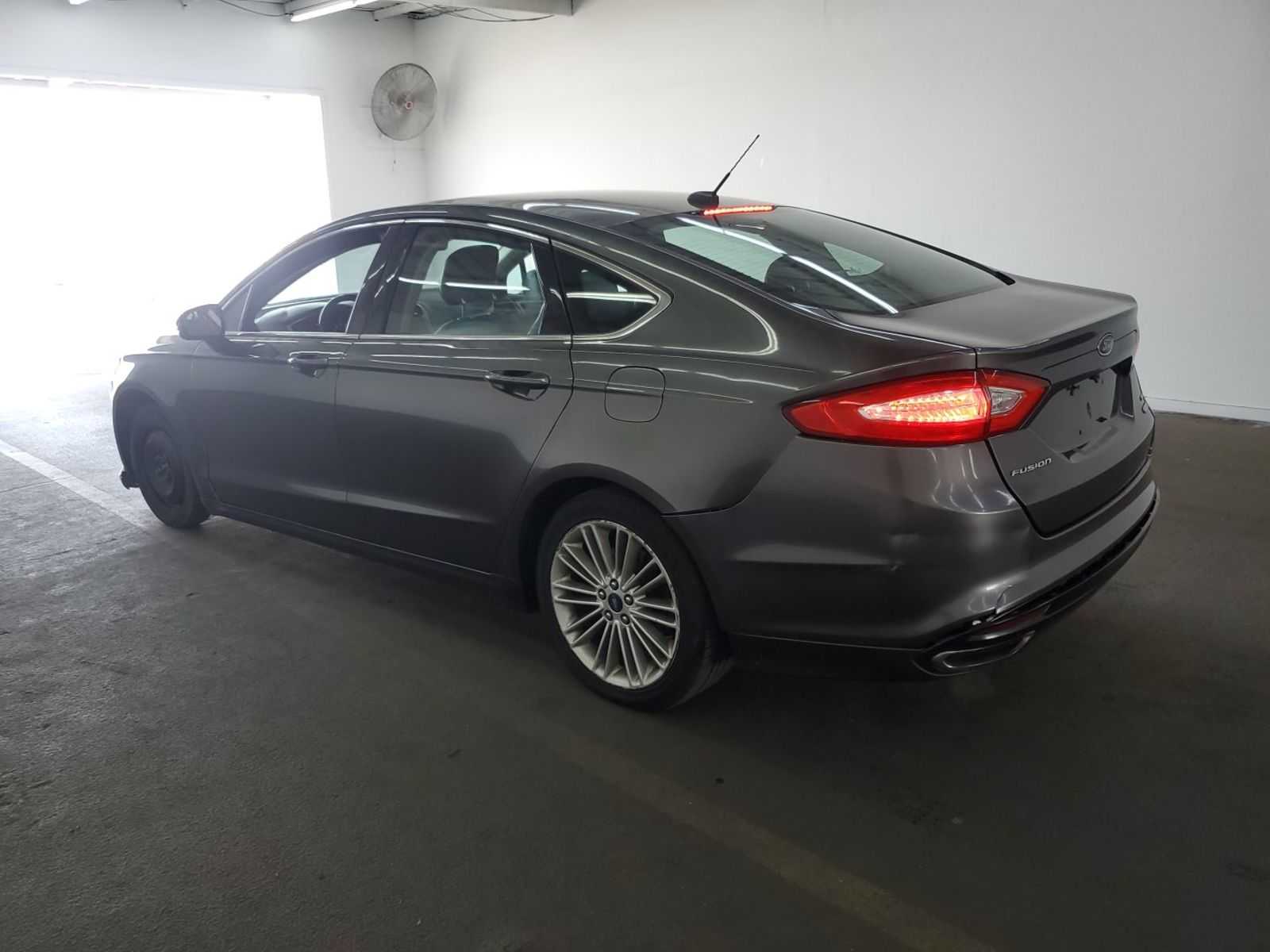 2015 Ford Fusion Se vin: 3FA6P0H92FR130644