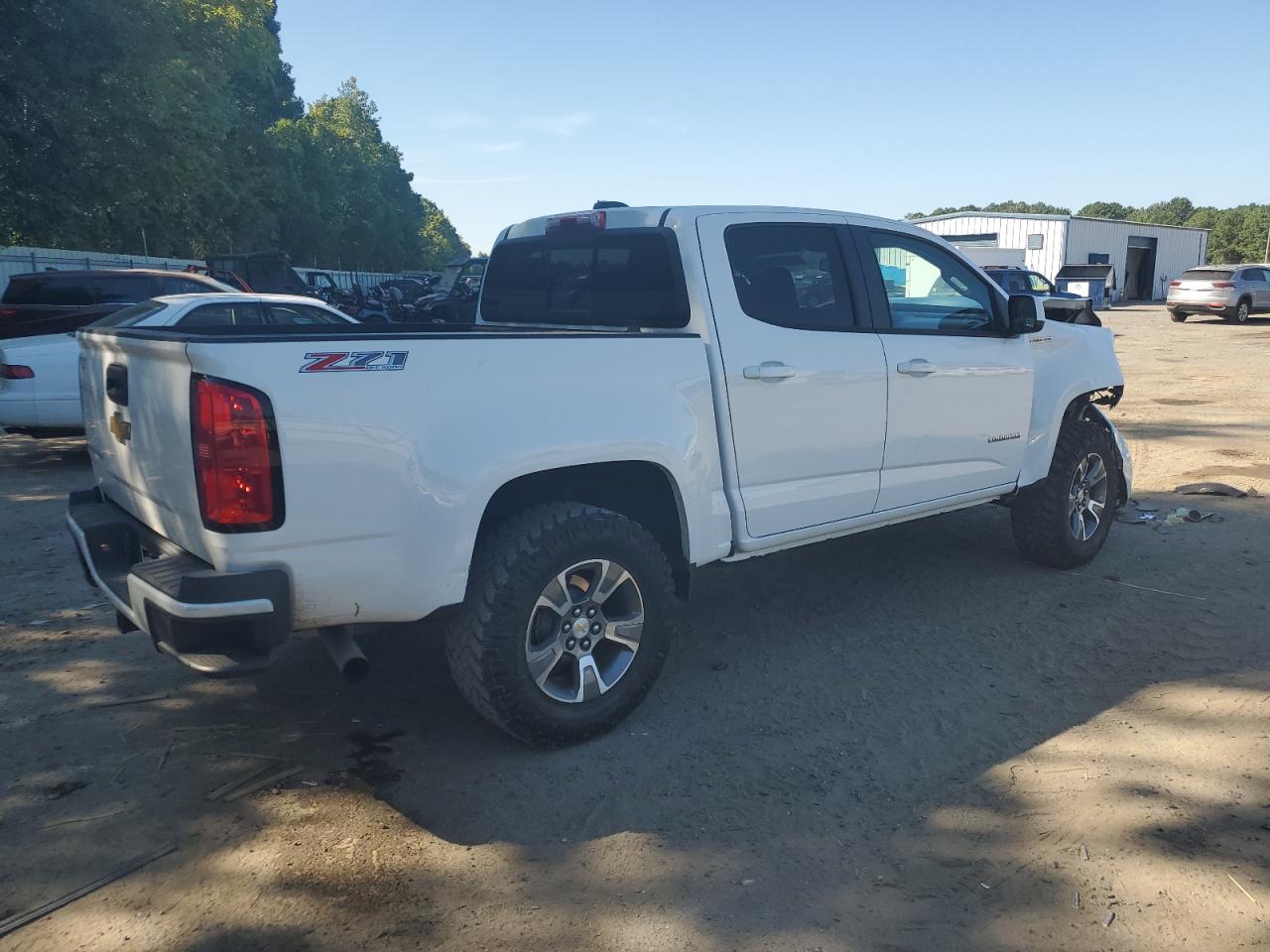 VIN 1GCPTDE18G1183778 2016 CHEVROLET COLORADO no.3