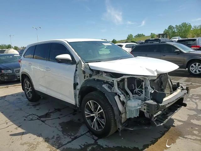 2019 Toyota Highlander Le VIN: 5TDBZRFH8KS929739 Lot: 68896544