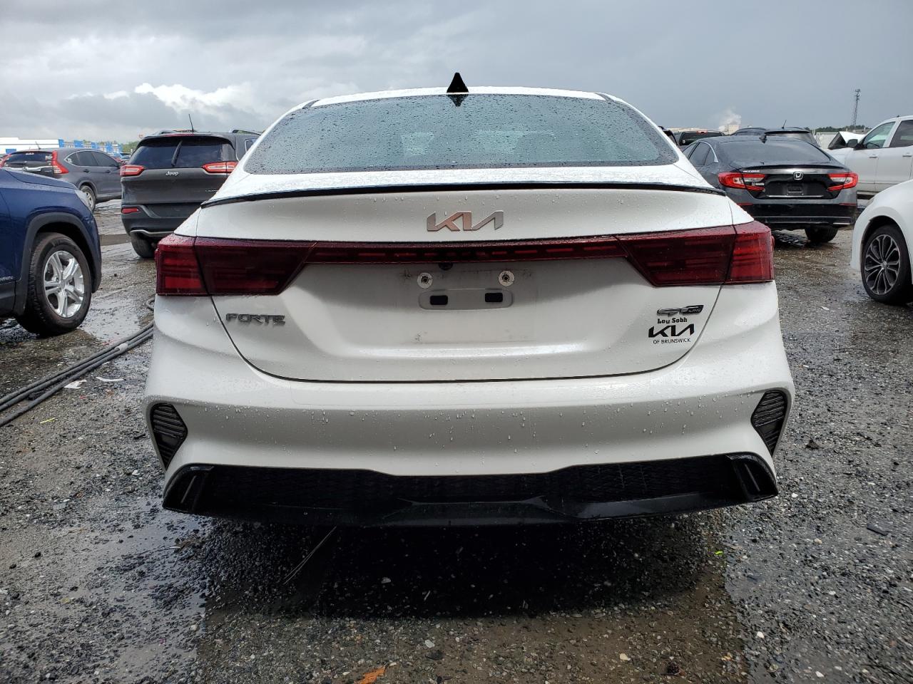 3KPF54AD9PE607682 2023 Kia Forte Gt Line