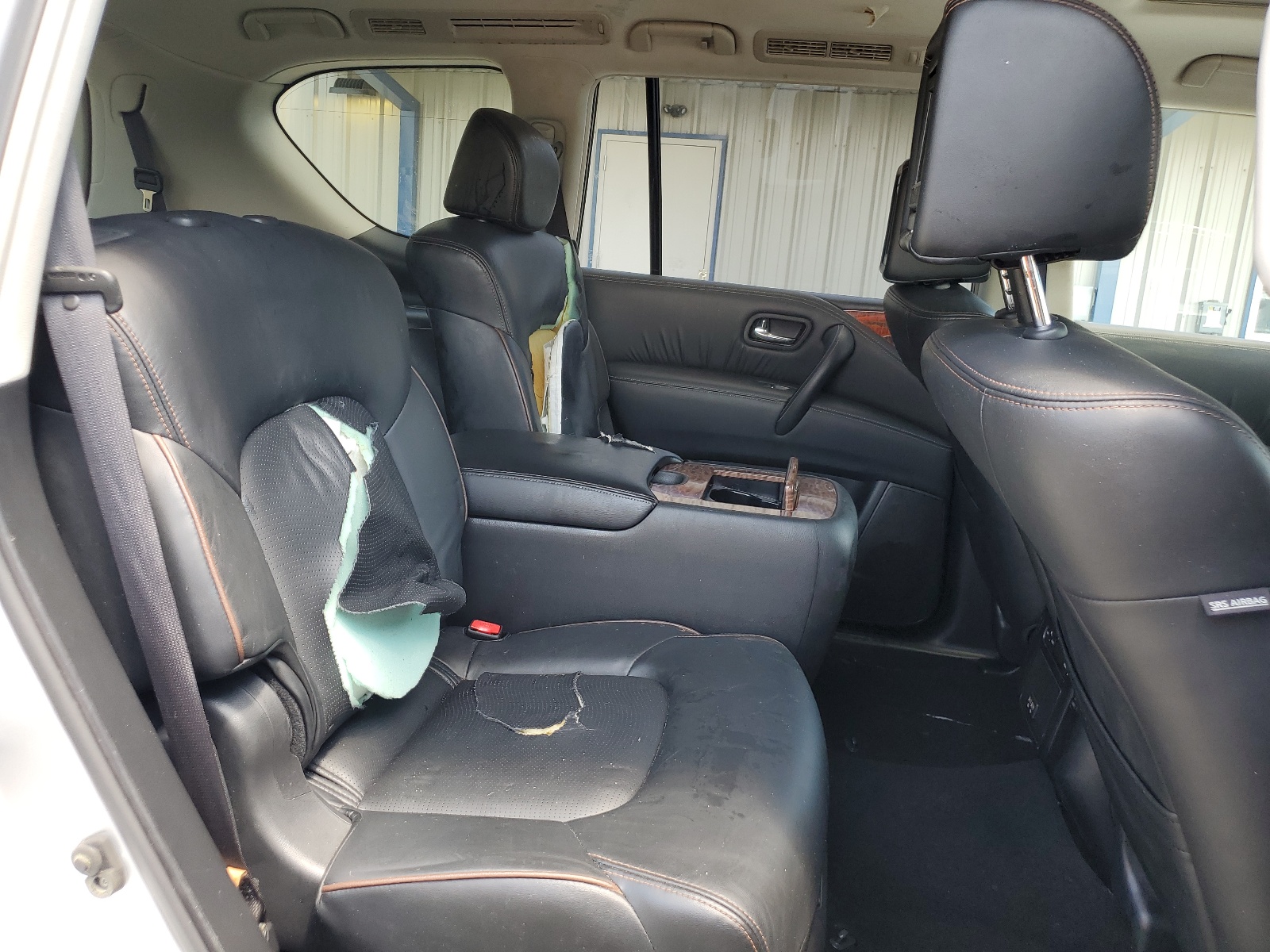 JN8AY2NEXH9705879 2017 Nissan Armada Platinum