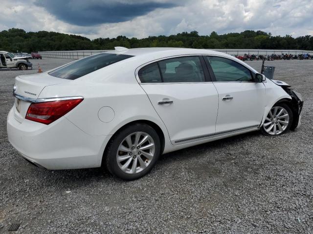  BUICK LACROSSE 2016 Білий