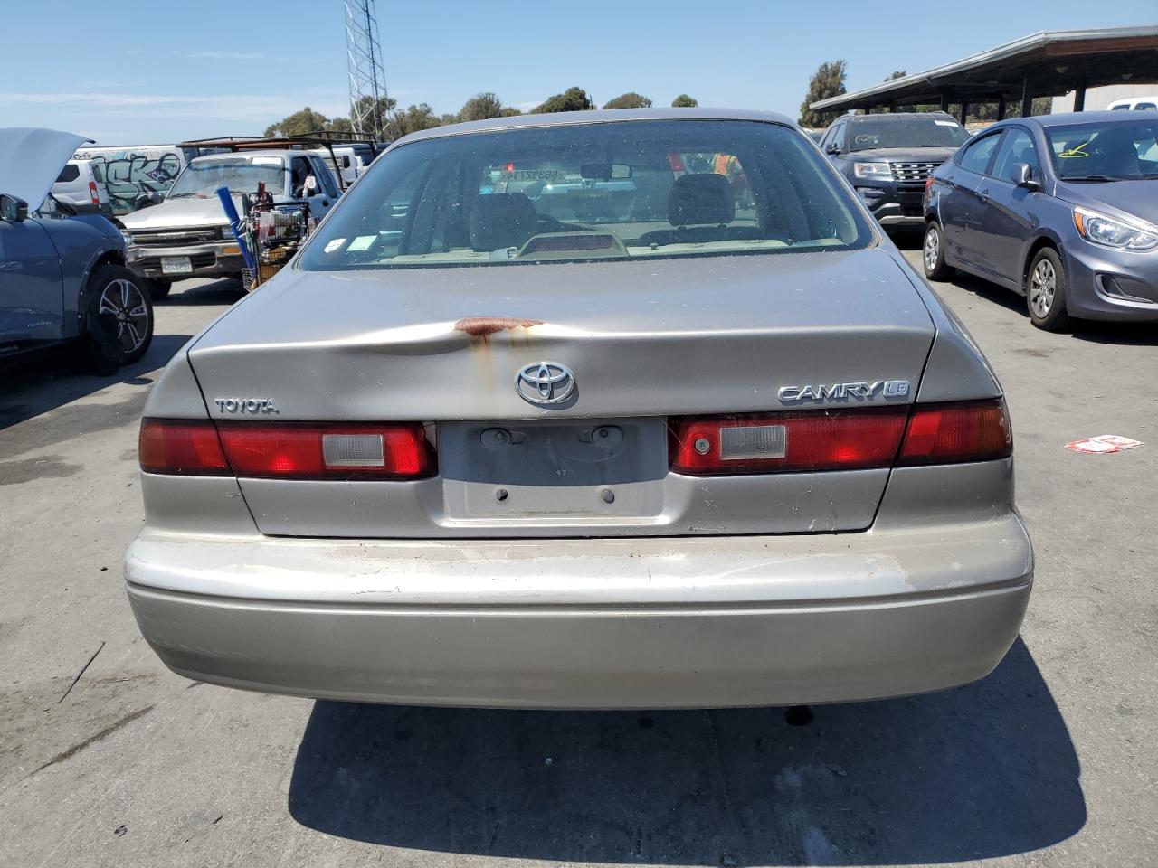 1999 Toyota Camry Ce VIN: 4T1BG22K9XU458665 Lot: 66392714