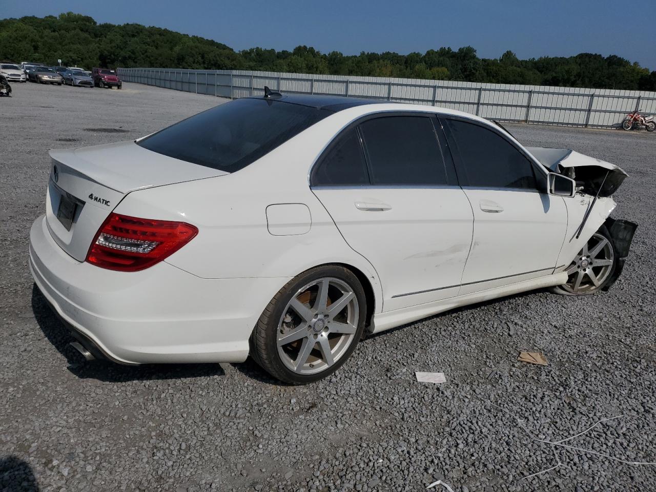 VIN WDDGF8AB2DA774851 2013 MERCEDES-BENZ C-CLASS no.3