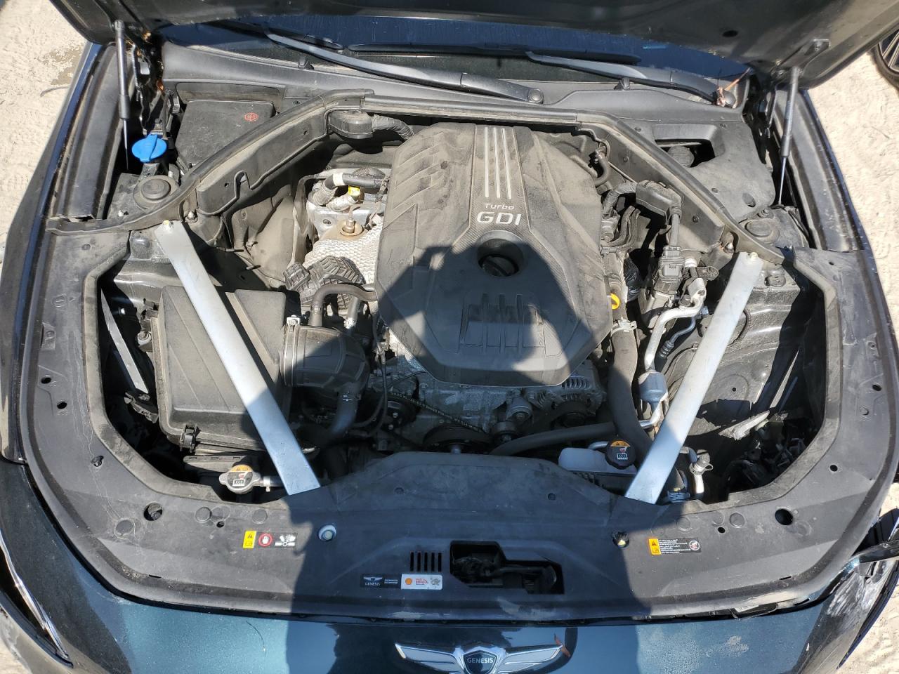 2022 Genesis G70 - Image 11