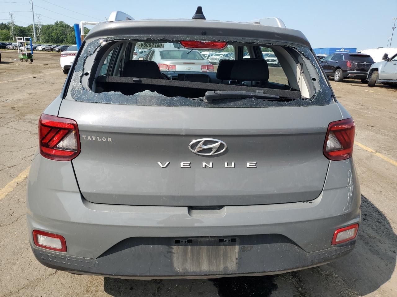 2021 Hyundai Venue Sel VIN: KMHRC8A32MU090185 Lot: 66790984