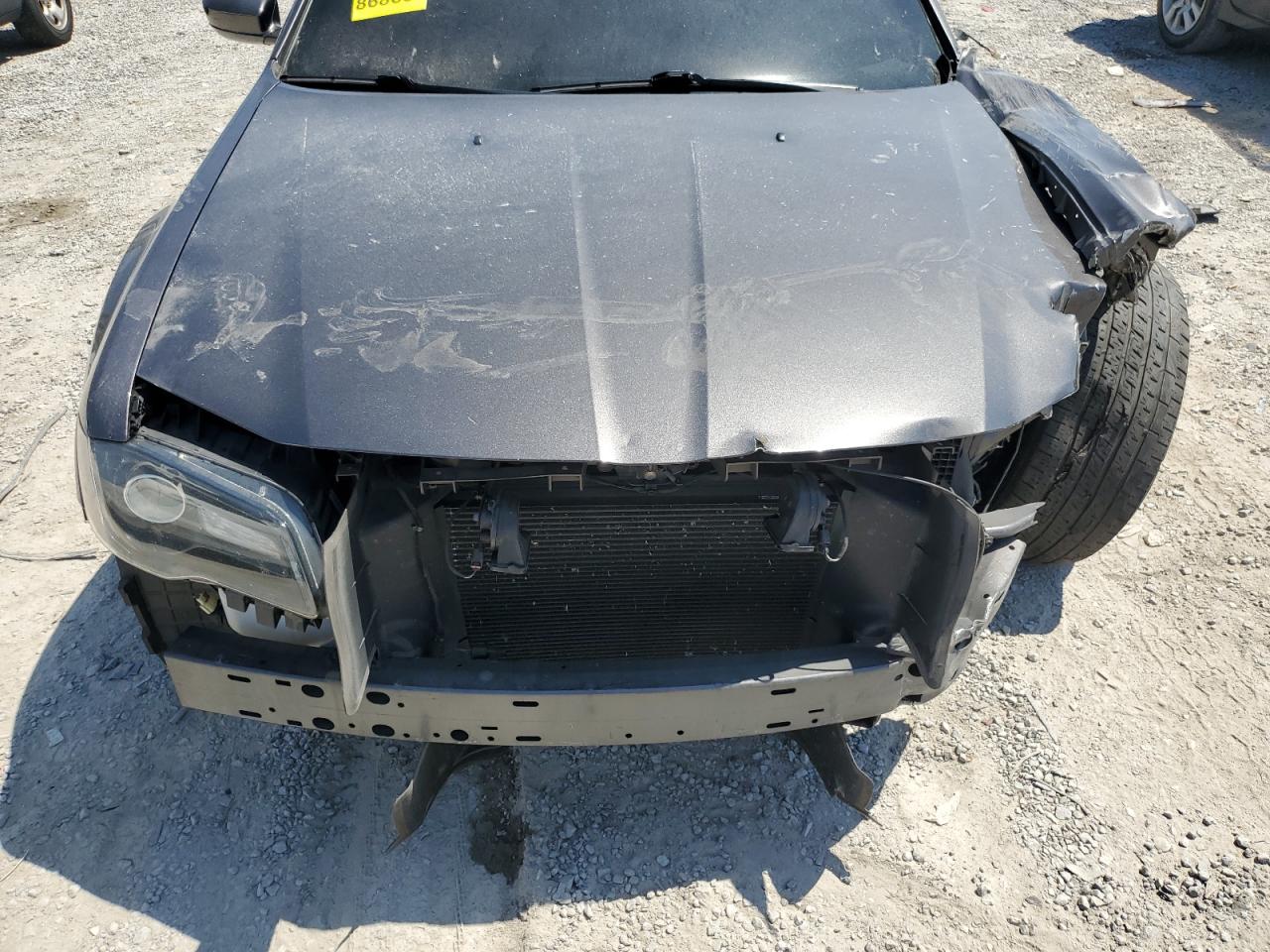 2C3CCABG2KH682757 2019 Chrysler 300 S