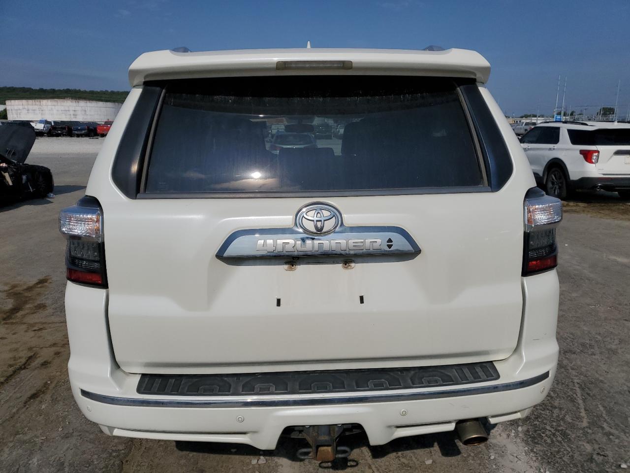 JTEBU5JR8F5232814 2015 Toyota 4Runner Sr5