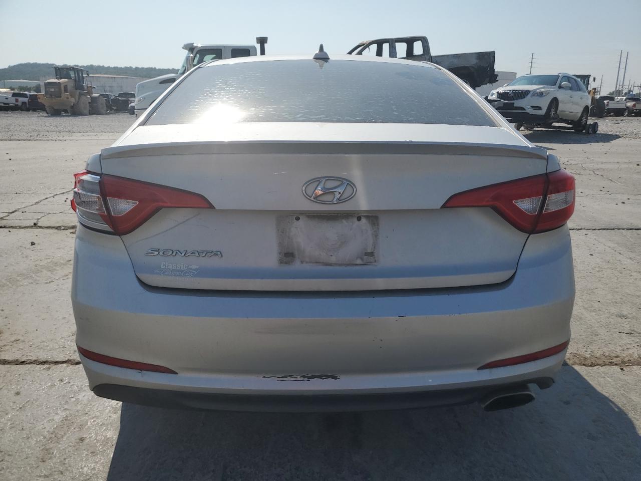 5NPE24AF6FH005354 2015 Hyundai Sonata Se