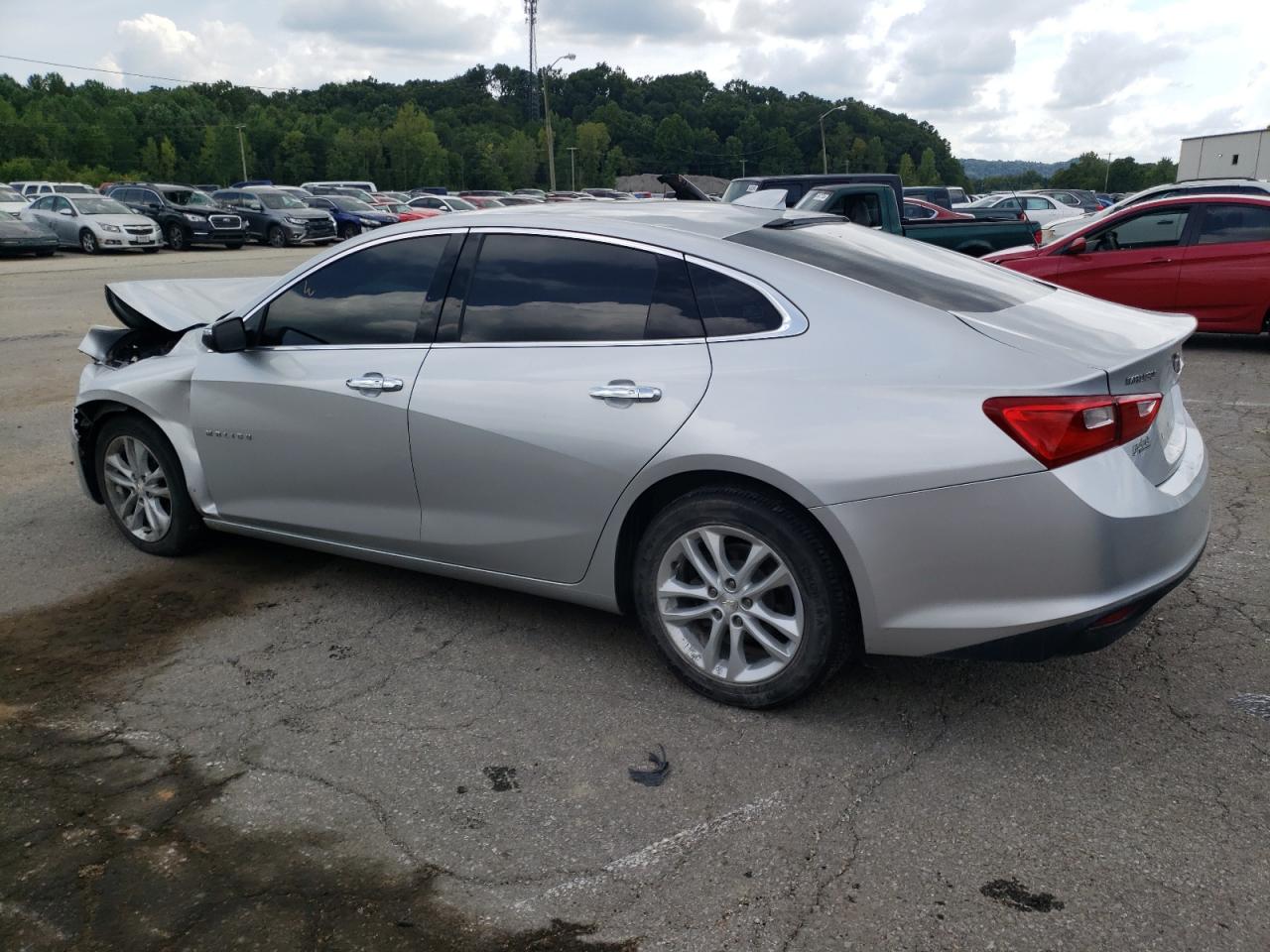 1G1ZD5ST8JF195613 2018 CHEVROLET MALIBU - Image 2