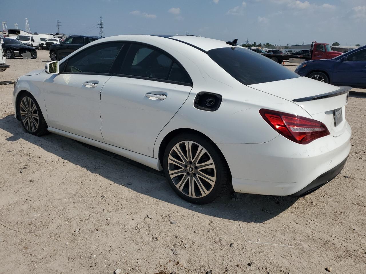 WDDSJ4EB1JN640879 2018 MERCEDES-BENZ CLA CLASS - Image 2