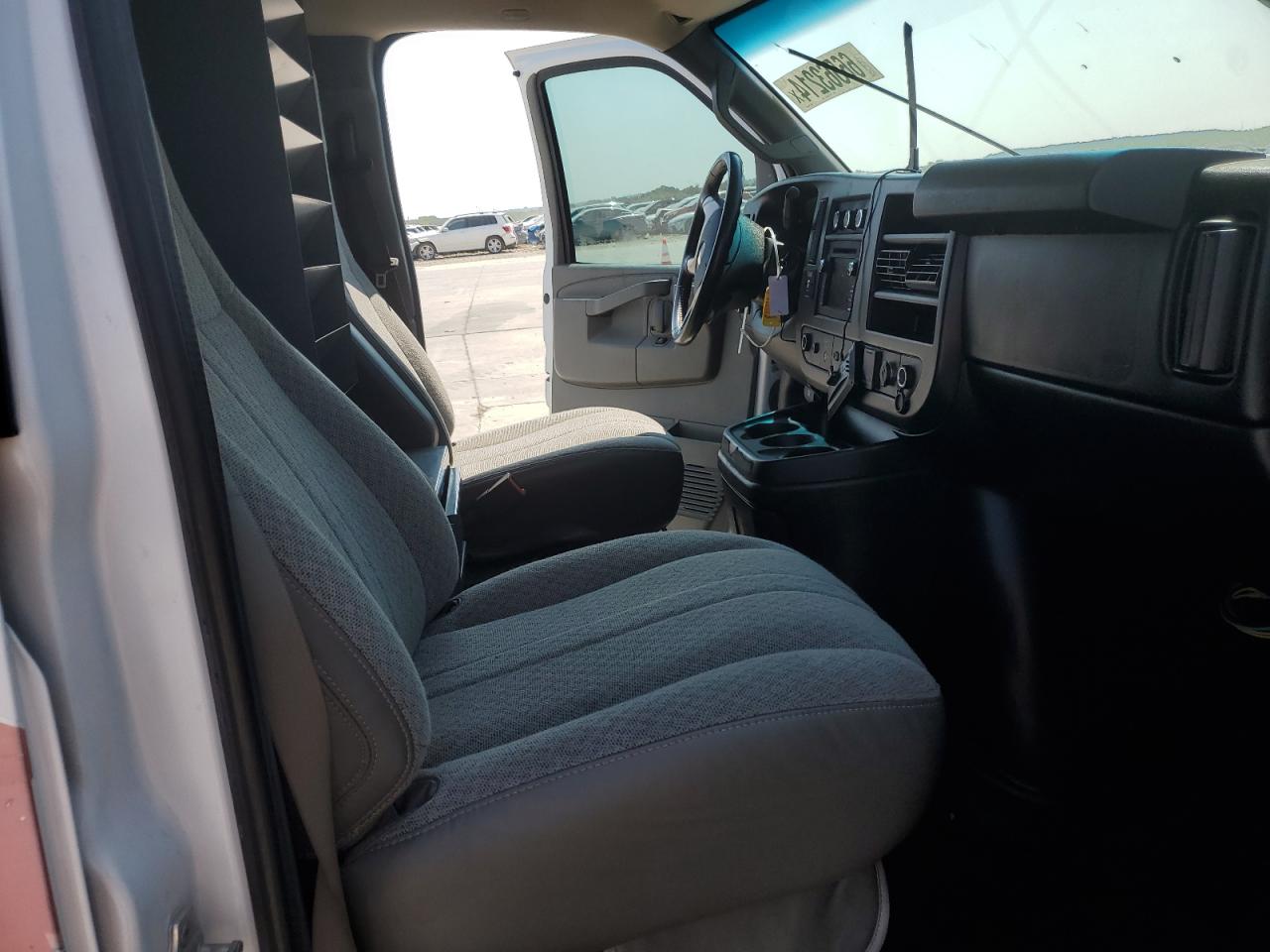 2016 Chevrolet Express G3500 VIN: 1GCZGHFG3G1155104 Lot: 66563214