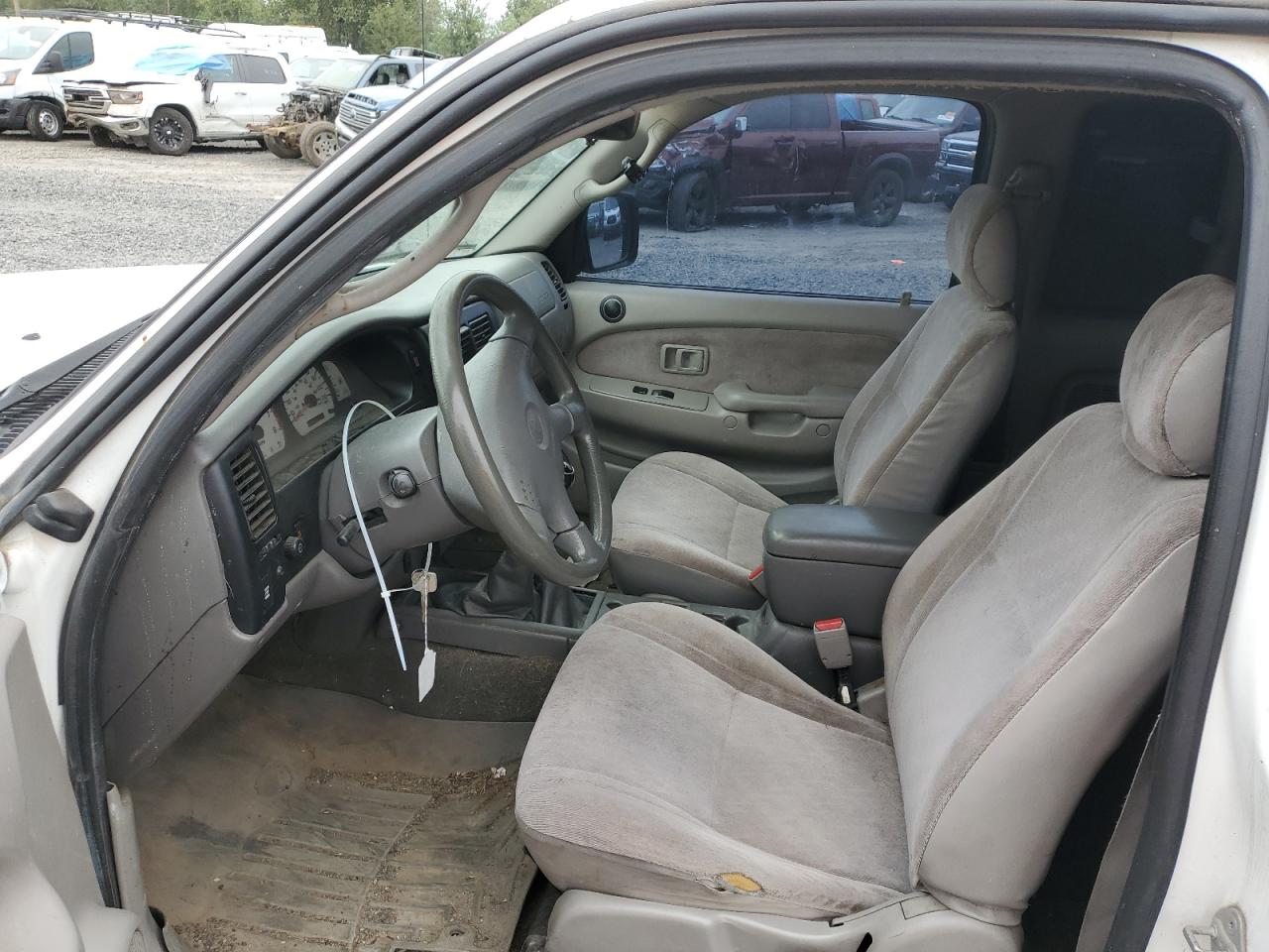 2002 Toyota Tacoma Xtracab VIN: 5TEWN72NX2Z124759 Lot: 66933124