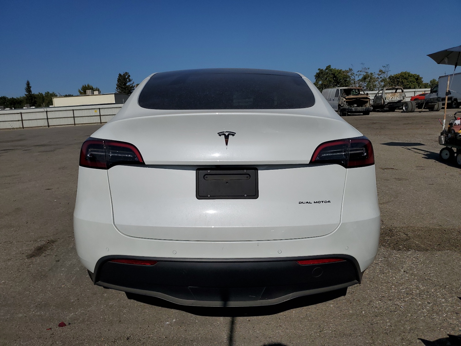 7SAYGDEE3NF348252 2022 Tesla Model Y