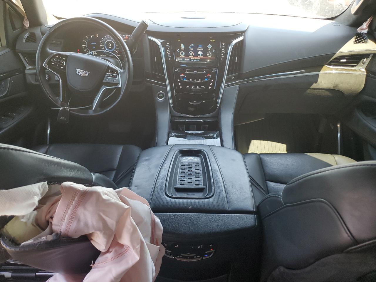 1GYS4DKJ9HR394870 2017 Cadillac Escalade Platinum