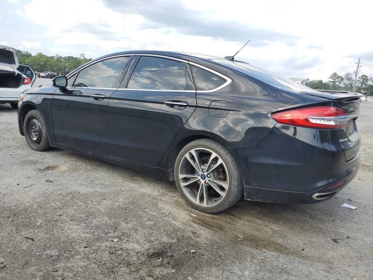 3FA6P0K9XHR120553 2017 FORD FUSION - Image 2