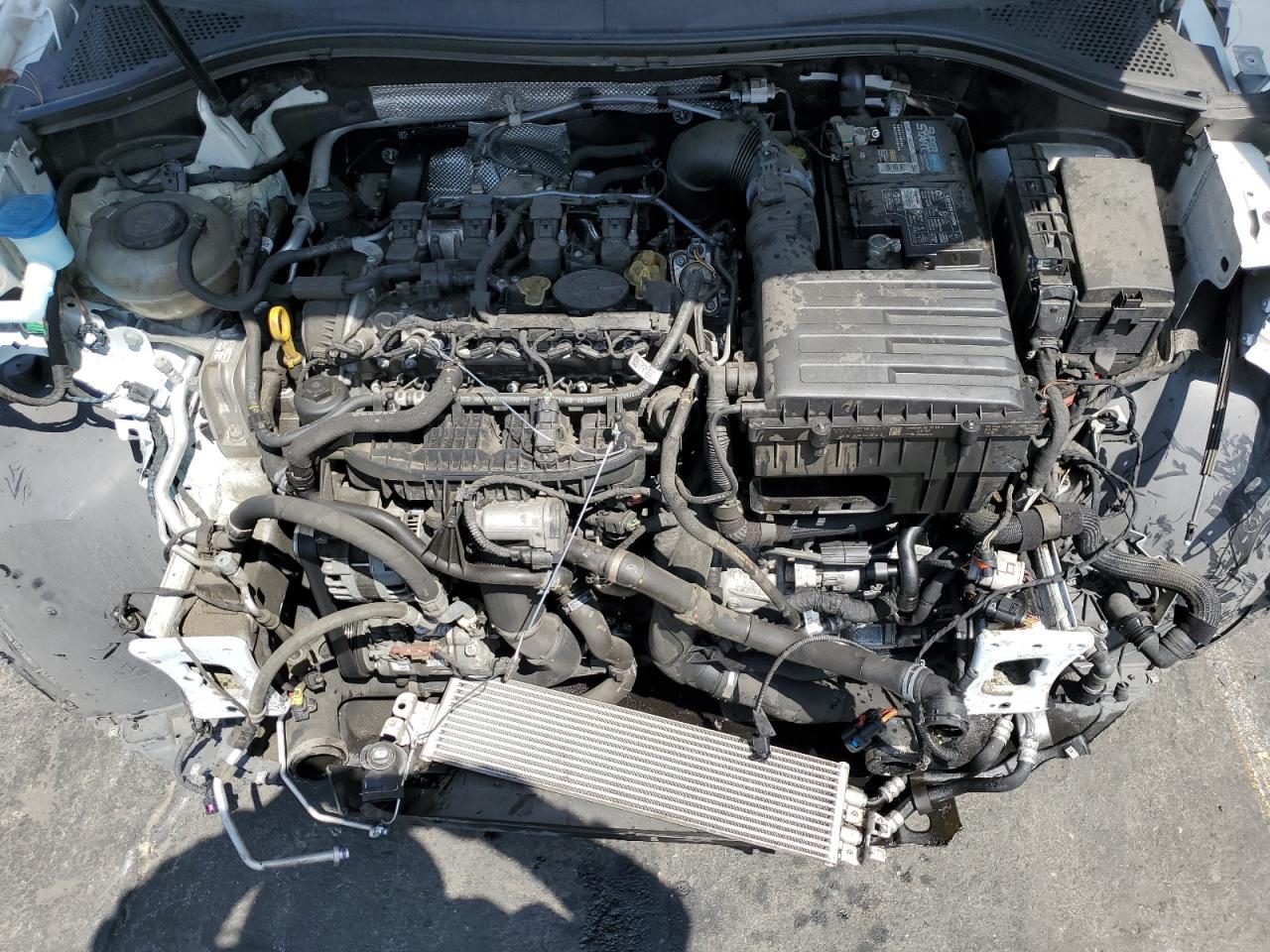 3VV3B7AX5JM176215 2018 Volkswagen Tiguan Se