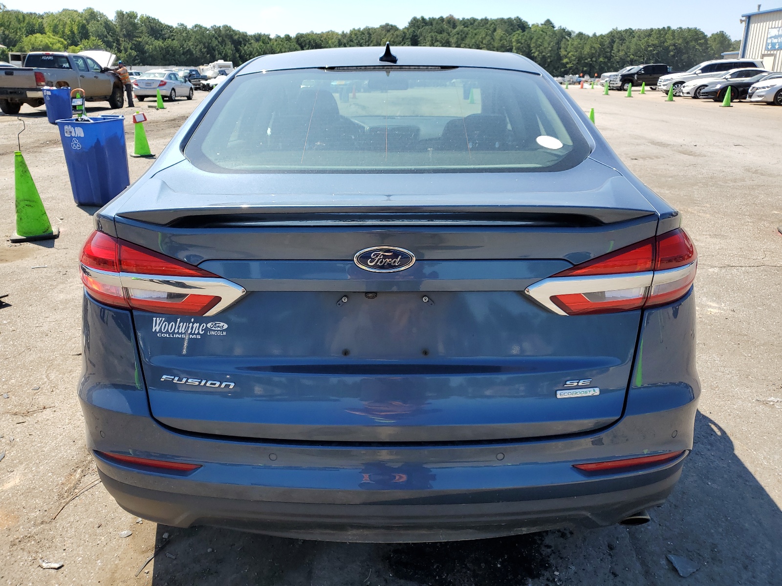 3FA6P0HD5KR127557 2019 Ford Fusion Se