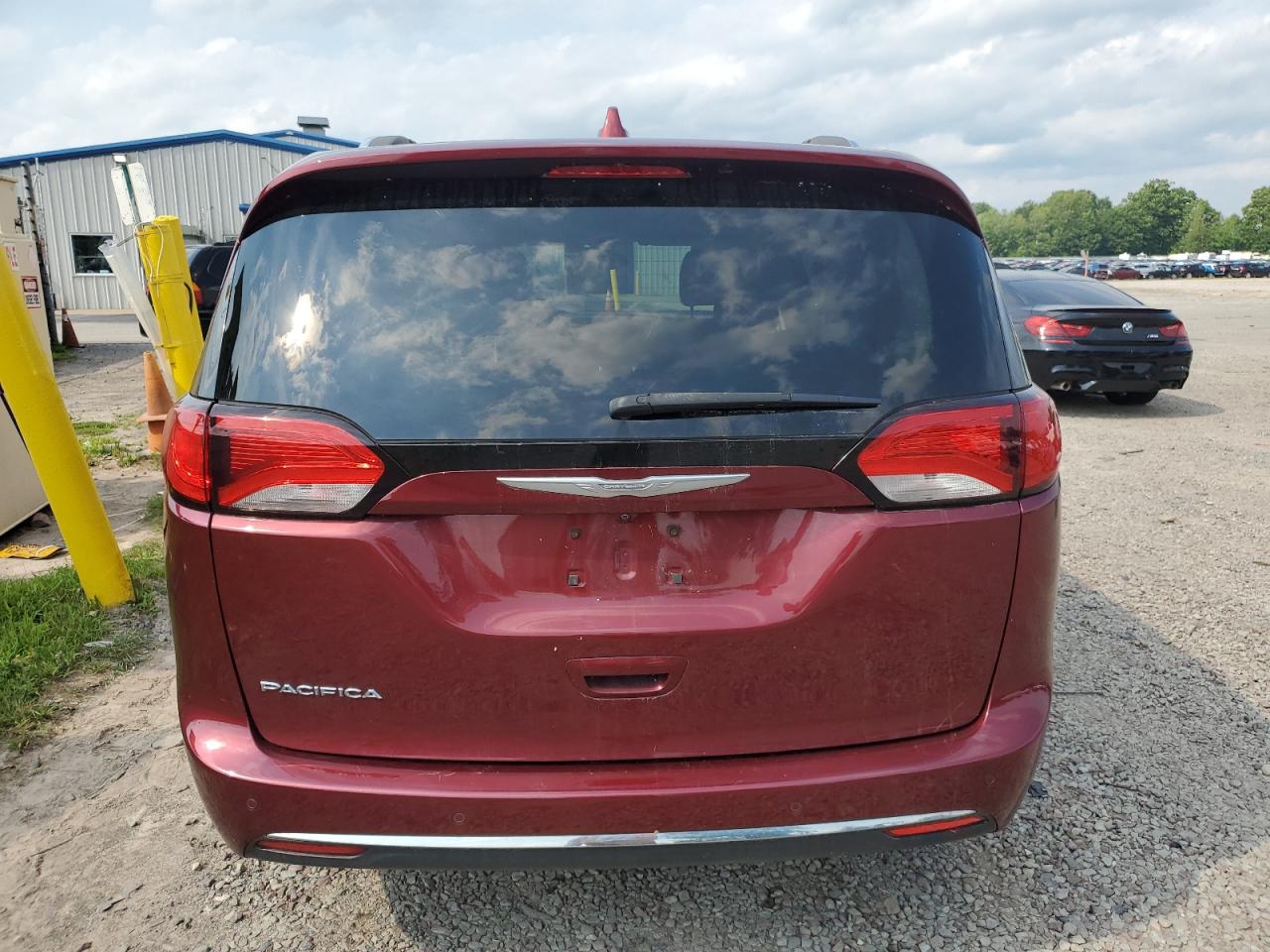 2017 Chrysler Pacifica Touring L Plus VIN: 2C4RC1EG8HR519437 Lot: 65460374