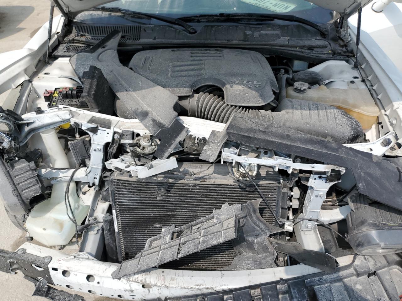 2019 Dodge Challenger - Image 11