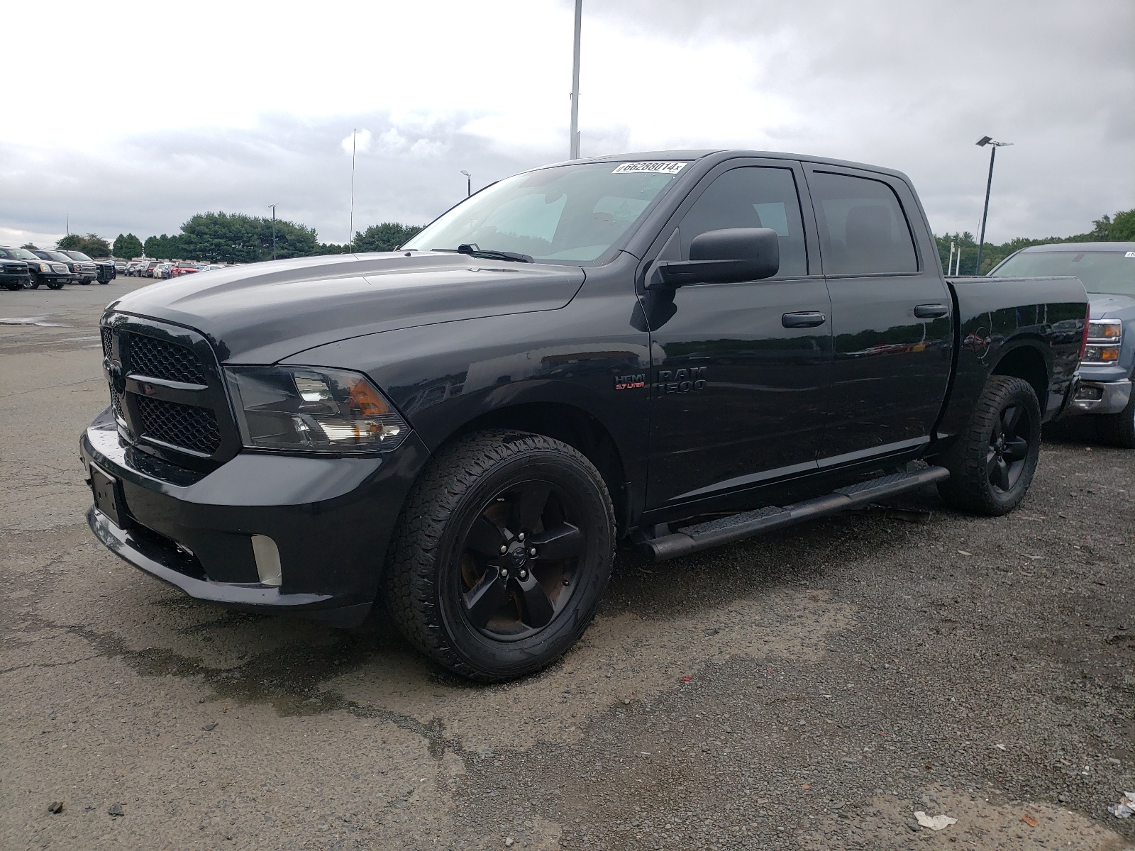 1C6RR7KT3JS142711 2018 Ram 1500 St