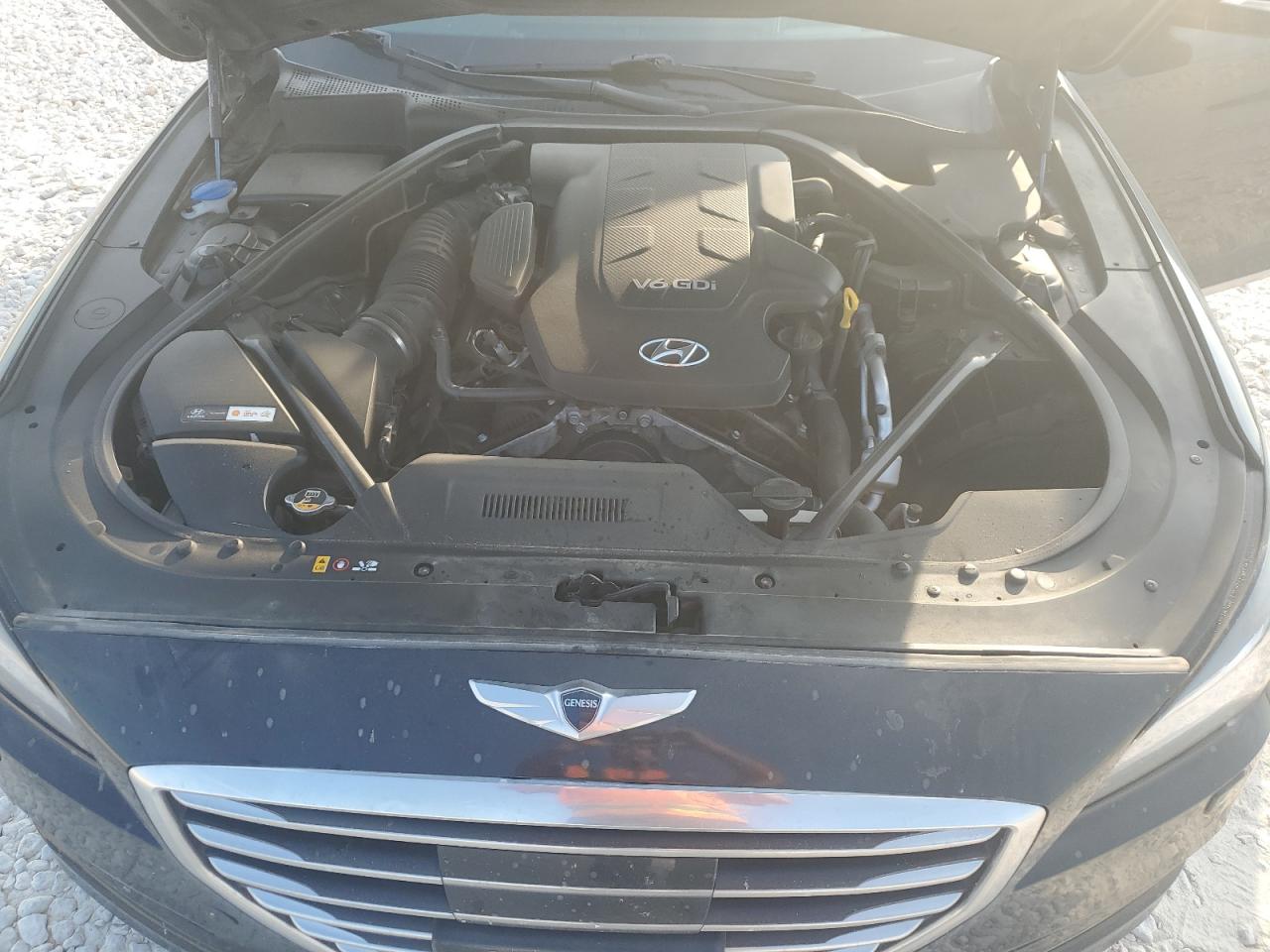 KMHGN4JE9GU140676 2016 Hyundai Genesis 3.8L