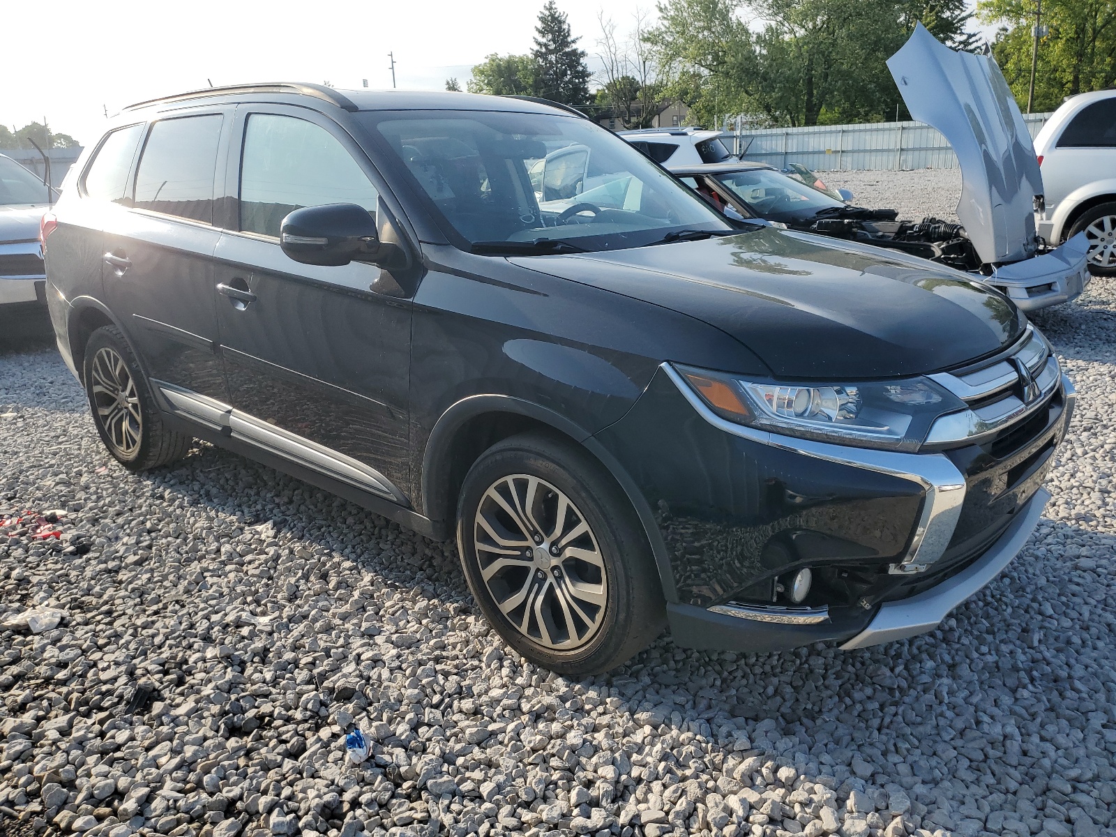 JA4AZ3A30GZ054760 2016 Mitsubishi Outlander Se