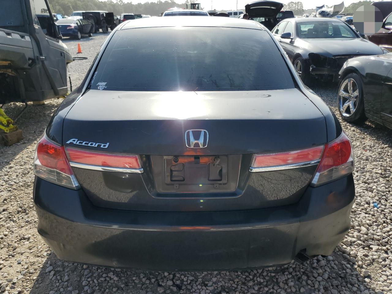 2011 Honda Accord Lxp VIN: 1HGCP2F48BA086641 Lot: 65727044