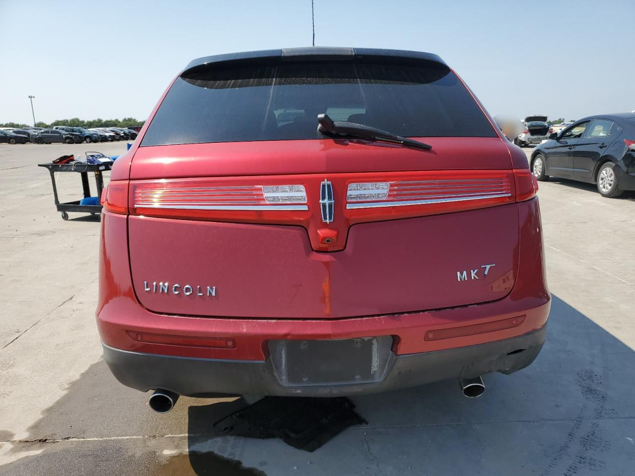 2LMHJ5FR7BBJ52281 2011 Lincoln Mkt