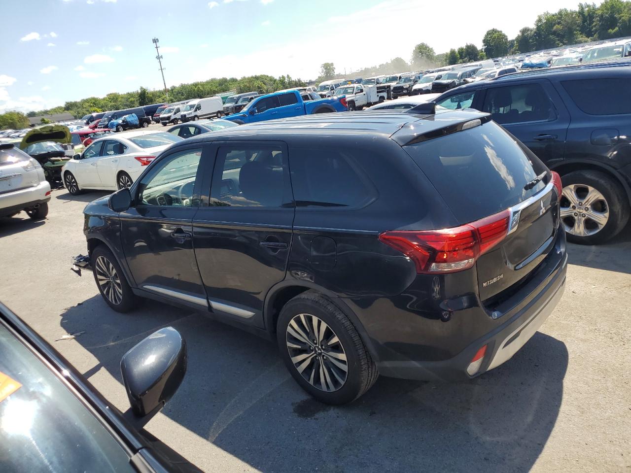 JA4AD2A31KZ004015 2019 MITSUBISHI OUTLANDER - Image 2