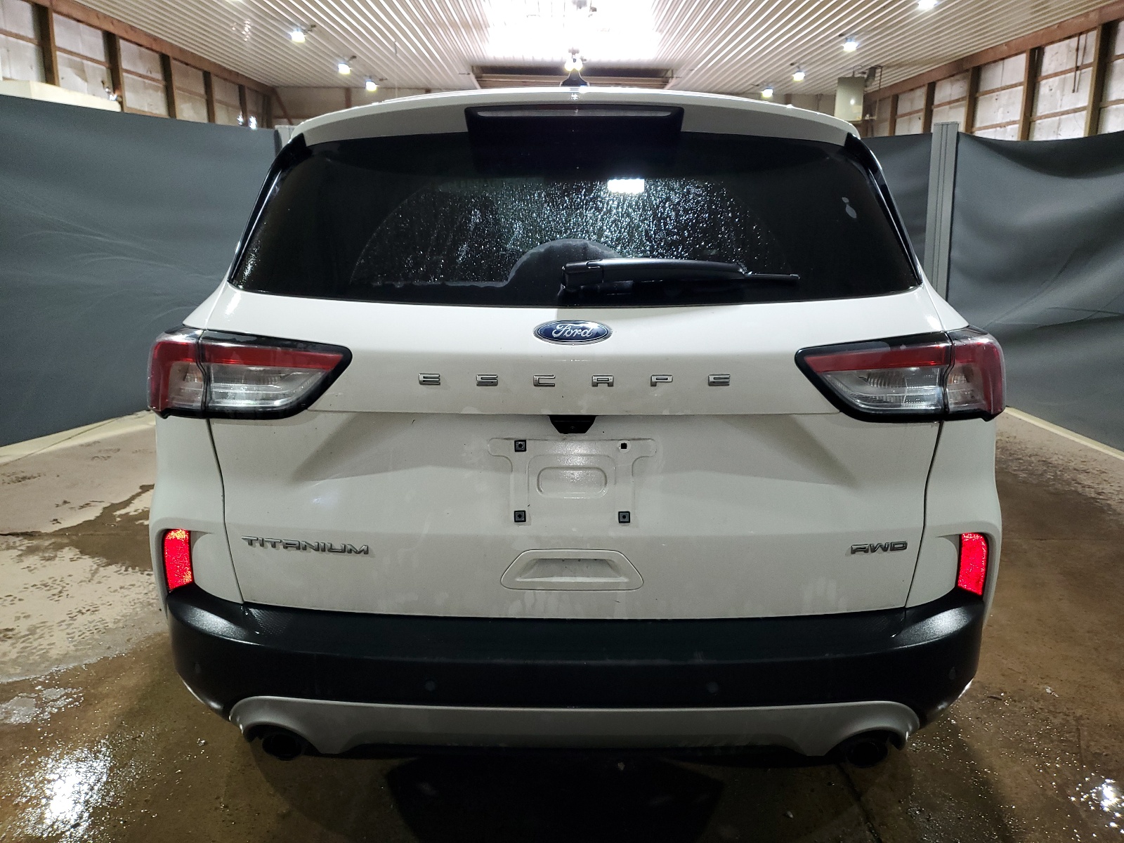 1FMCU9J9XMUA58002 2021 Ford Escape Titanium