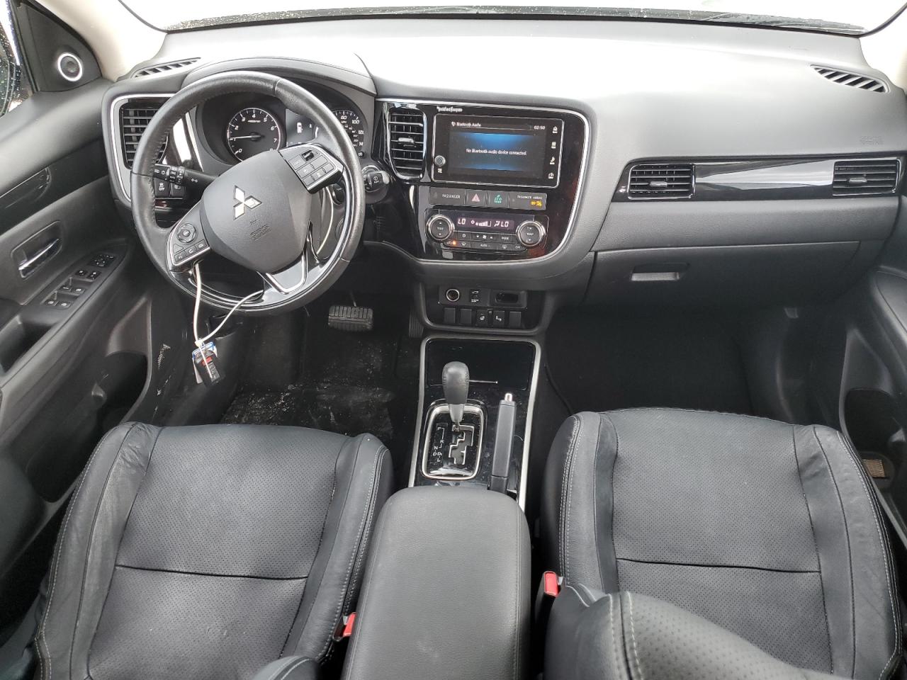 JA4AD3A34HZ025066 2017 Mitsubishi Outlander Se