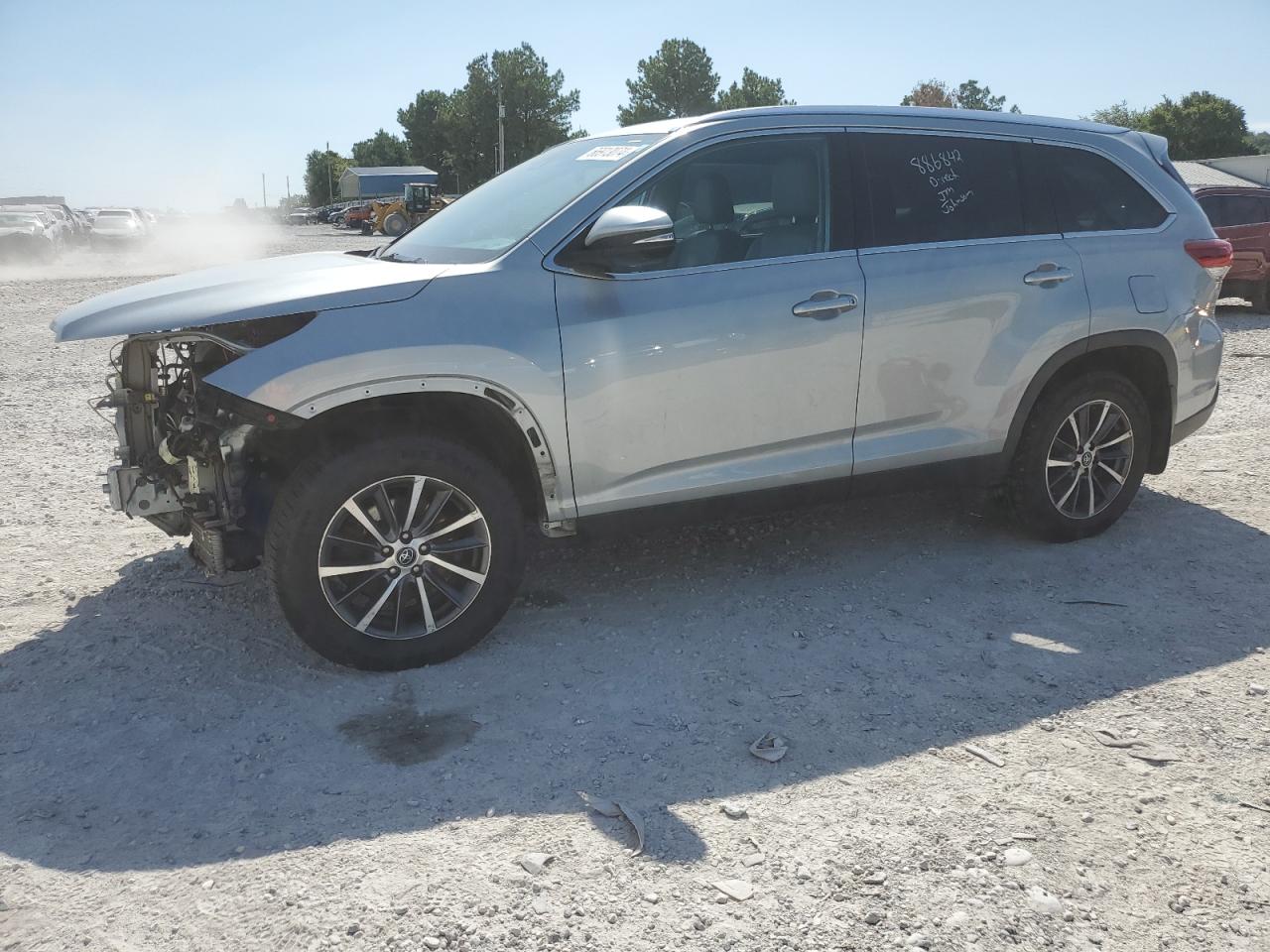 5TDJZRFH0KS579700 2019 TOYOTA HIGHLANDER - Image 1