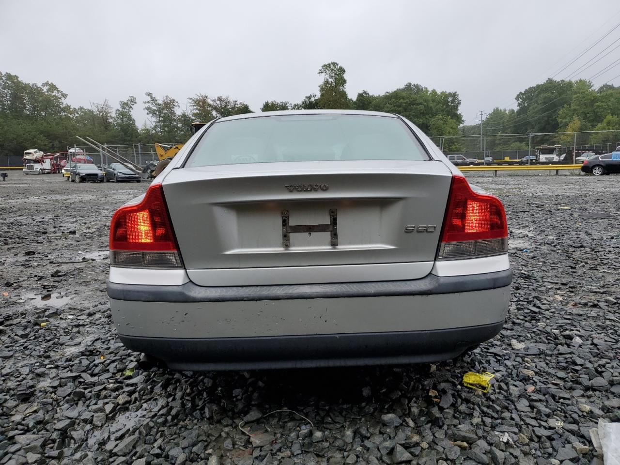 2002 Volvo S60 VIN: YV1RS61R422180487 Lot: 69734364