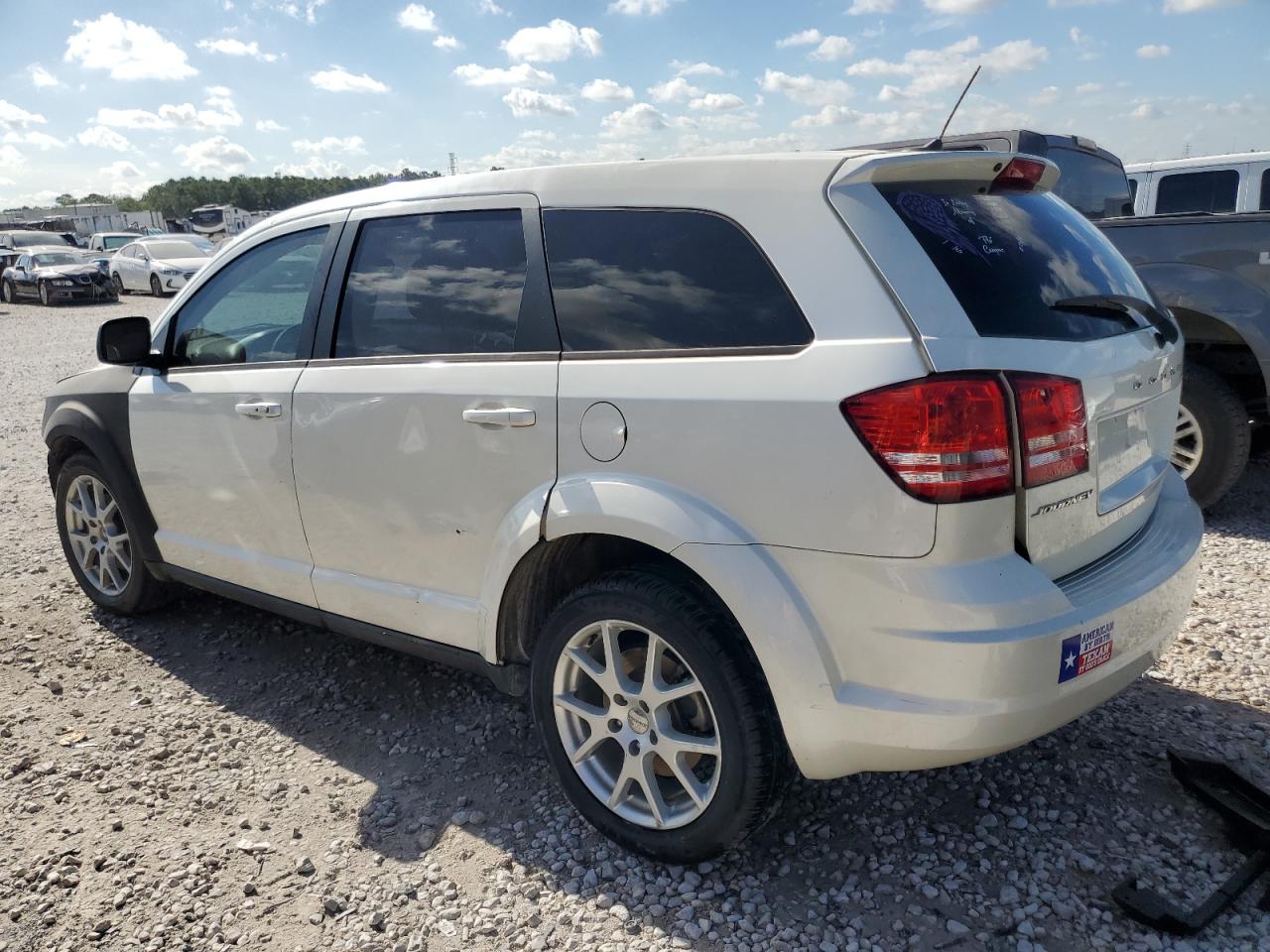 2014 Dodge Journey - Image 2