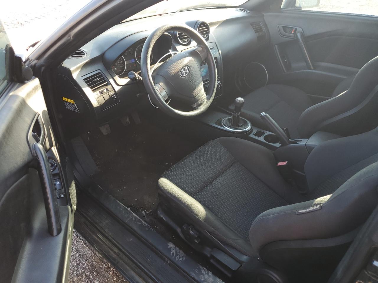 2008 Hyundai Tiburon Gs VIN: KMHHM66D28U286955 Lot: 67264344