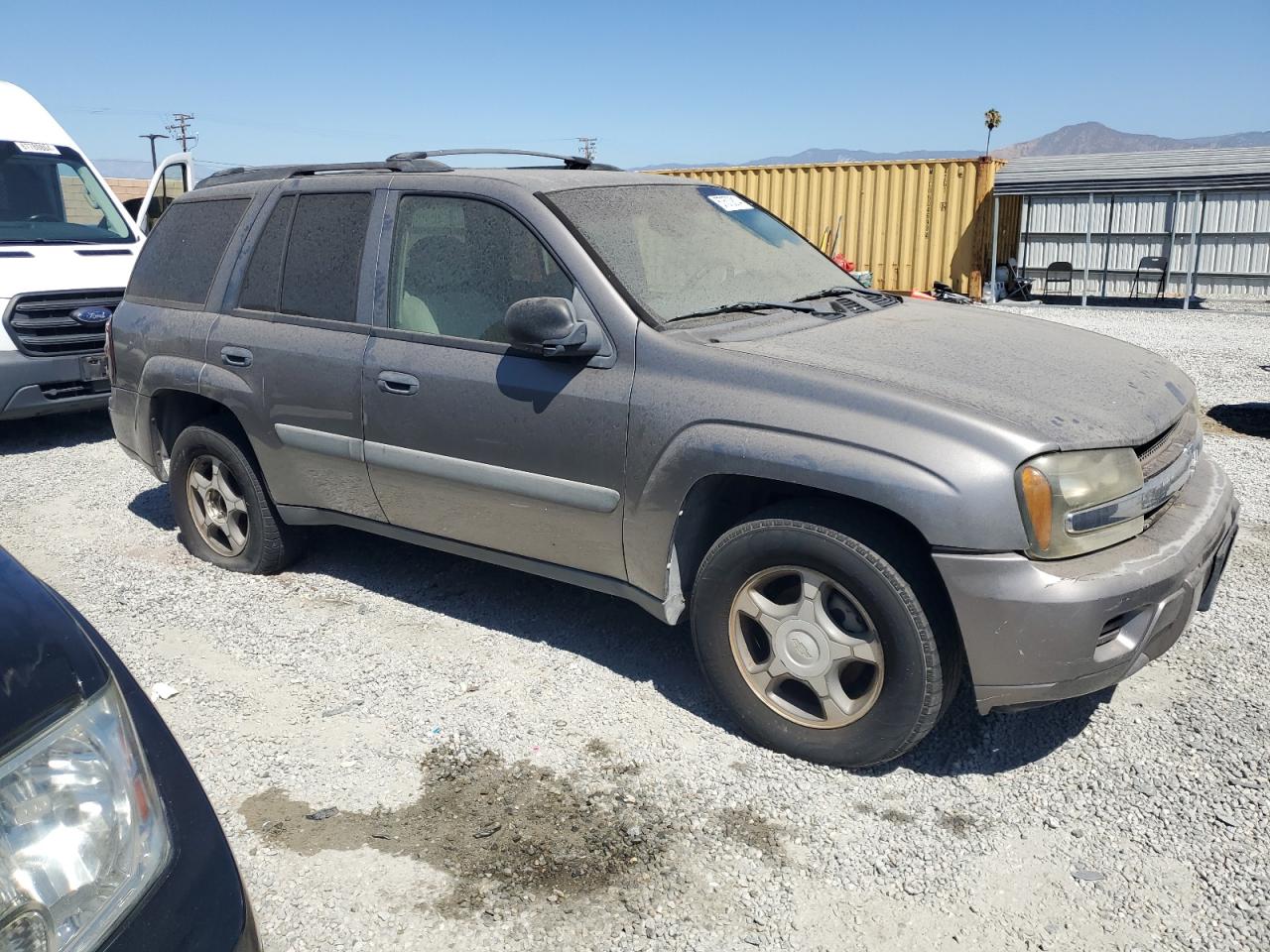 2005 Chevrolet Trailblazer Ls VIN: 1GNDT13S052353157 Lot: 67670814