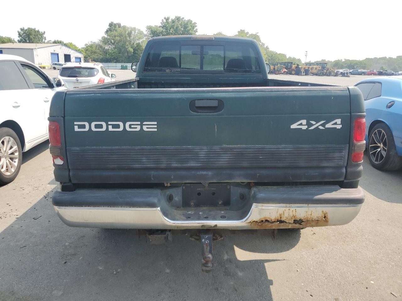 3B7KF26Z4WM280553 1998 Dodge Ram 2500